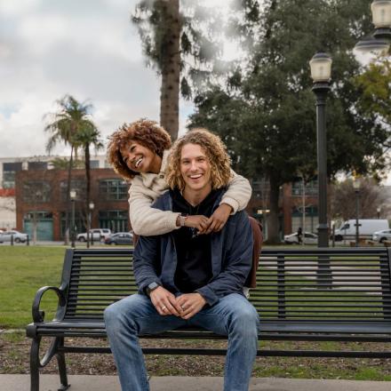 Ремешок для умных часов uBear Spark для Apple Watch 42|44|45|49 mm стальной Черный (WB02BL02ML-AW)